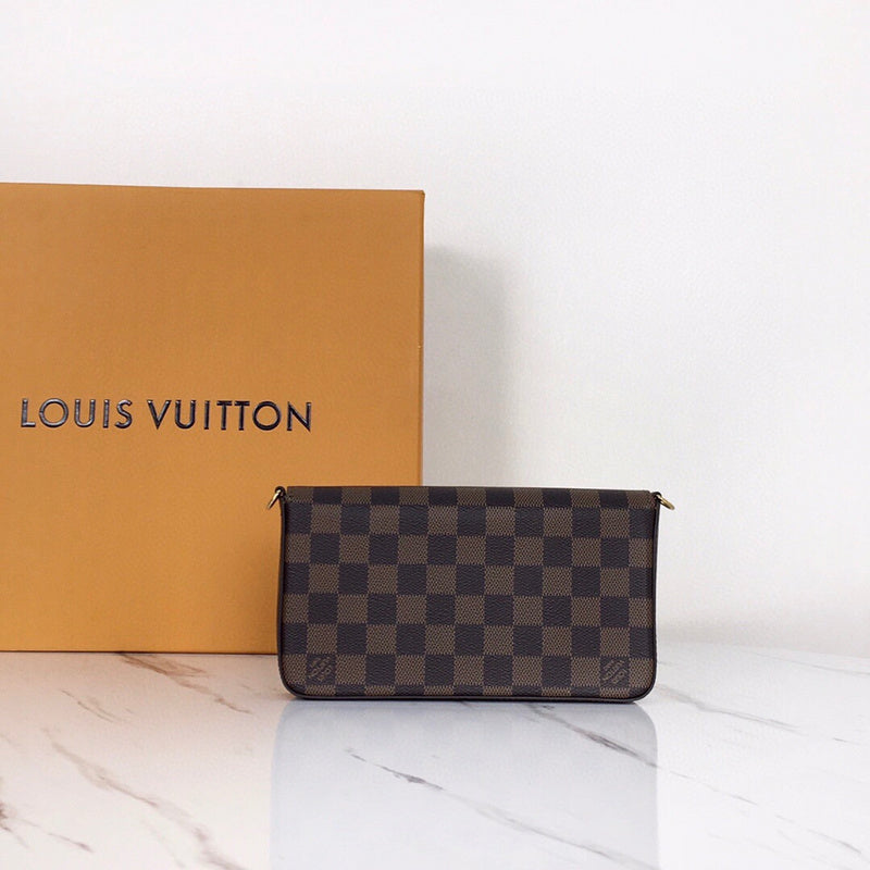Louis Vuitton Luxury Bags 2605