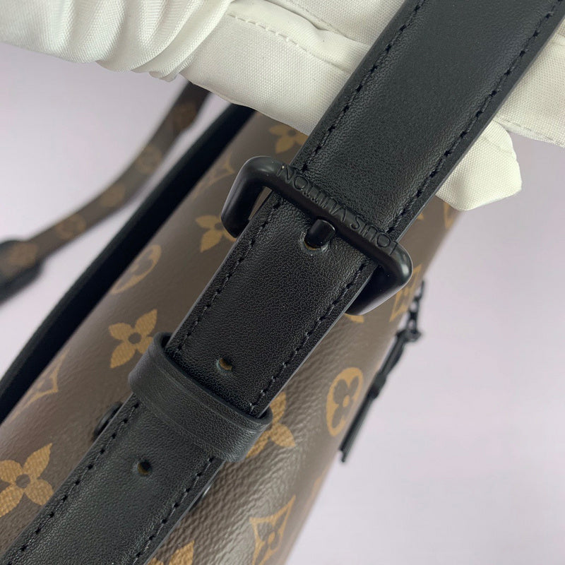 Louis Vuitton Luxury Bags 1802