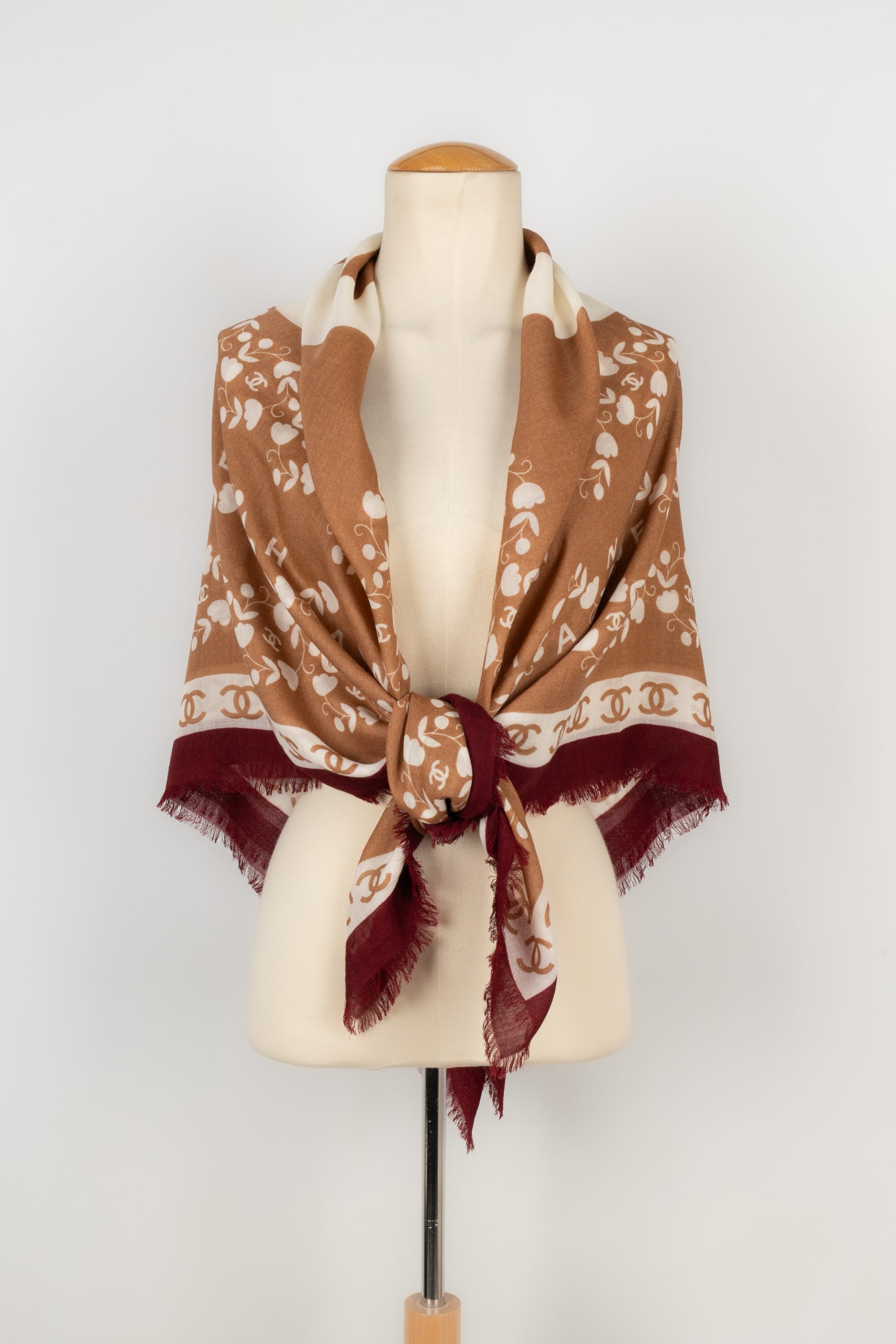 Foulard / ��tole en laine et cachemire Chanel