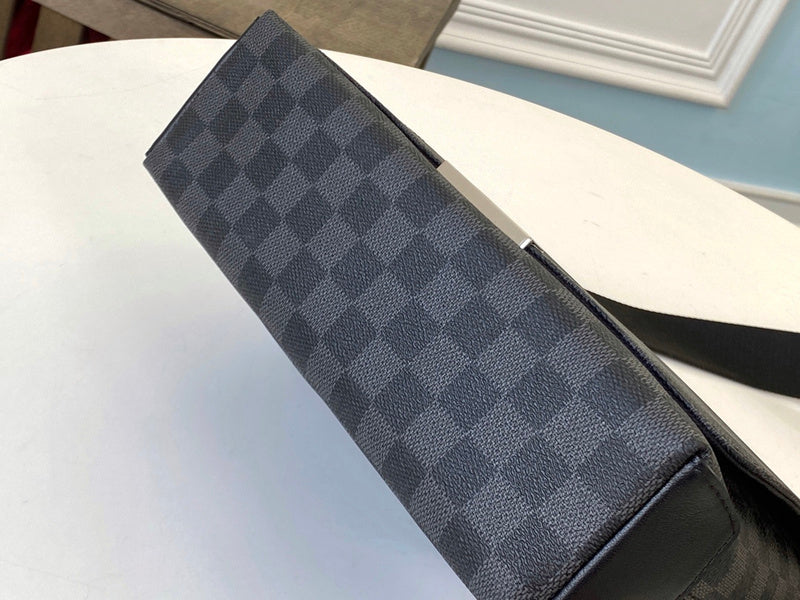 Louis Vuitton Luxury Bags 2705
