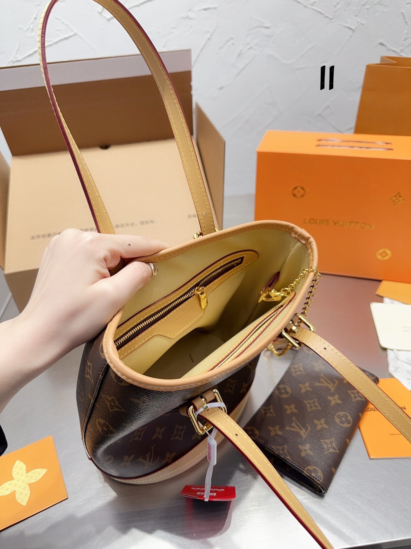 New Lux Bags Louis Vuitton  895