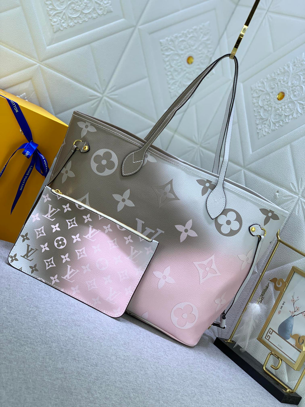 New Bag Louis Vuitton  650