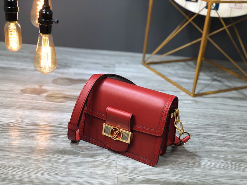 Louis Vuitton Luxury Bags 1828