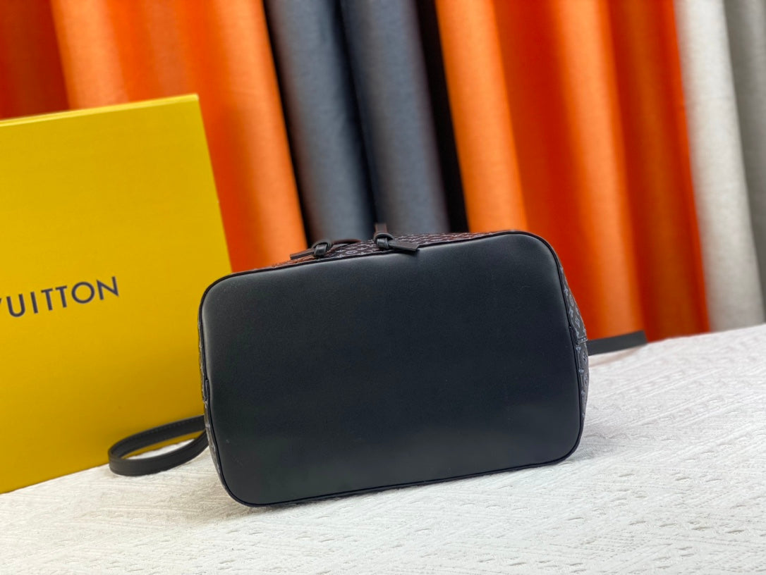 Luxury Bags Louis Vuitton  873