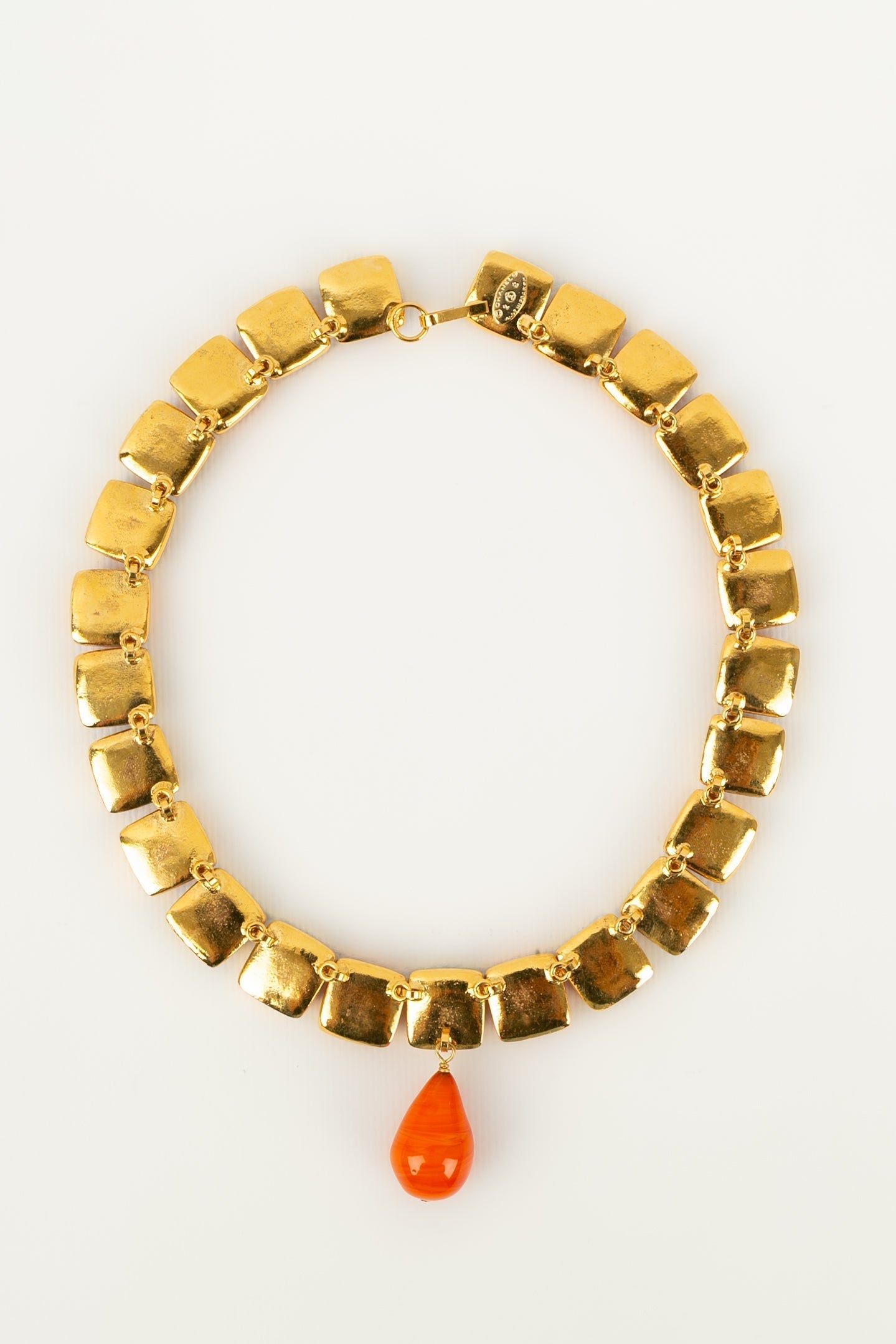 Collier en p��te de verre Chanel 1990s