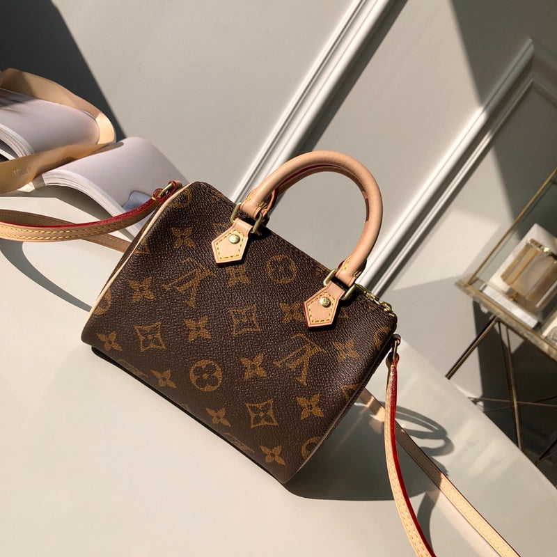 Louis Vuitton Luxury Bags 2628