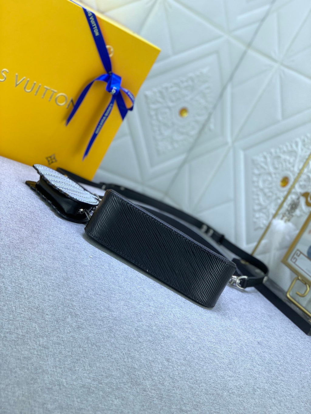 Luxury Bags Louis Vuitton  770