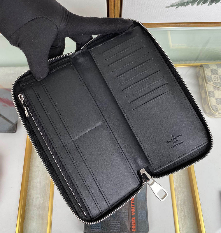 Louis Vuitton Luxury Bags 2335
