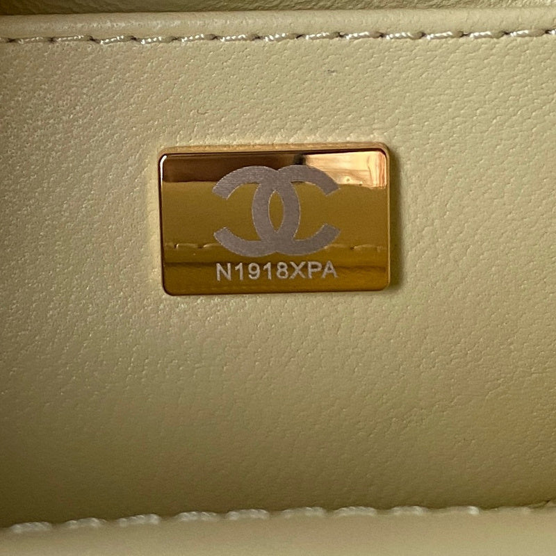 aura-bags - Chanel Bags - 7539