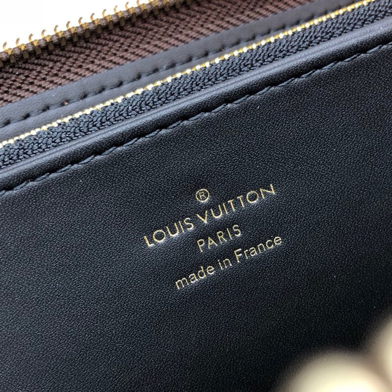 Louis Vuitton Luxury Bags 2396
