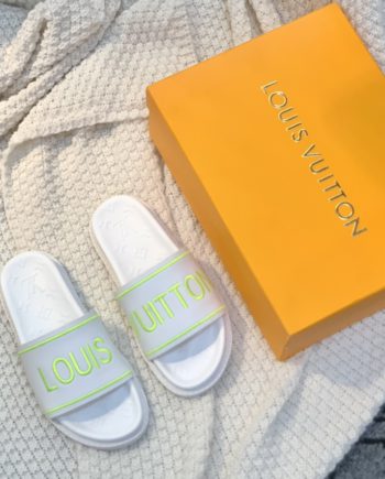 louis vuitton Women's Pool Pillow Flat Comfort Mule White For Women LV