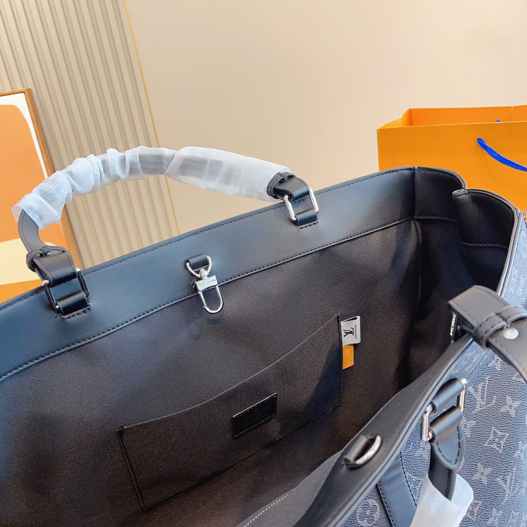 Luxury Bags Louis Vuitton  730