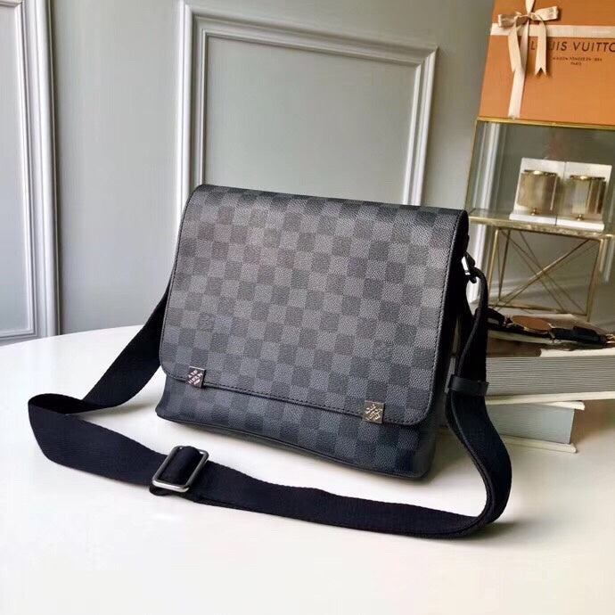 Louis Vuitton Luxury Bags 2704