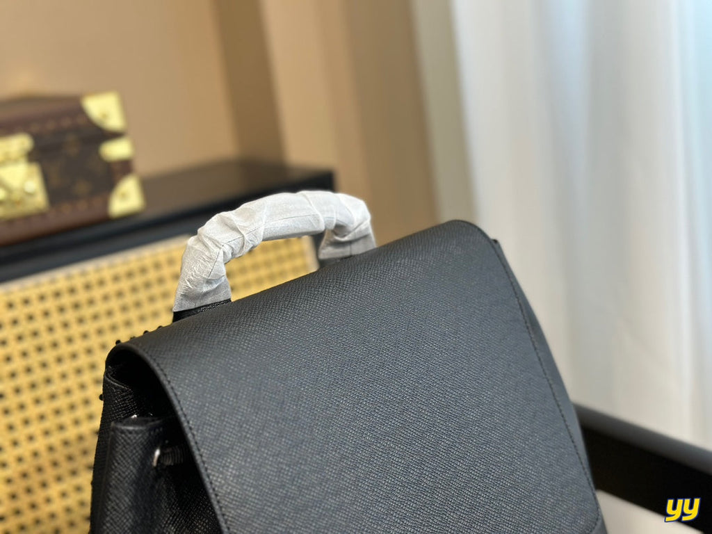 Luxury Bags Louis Vuitton  735