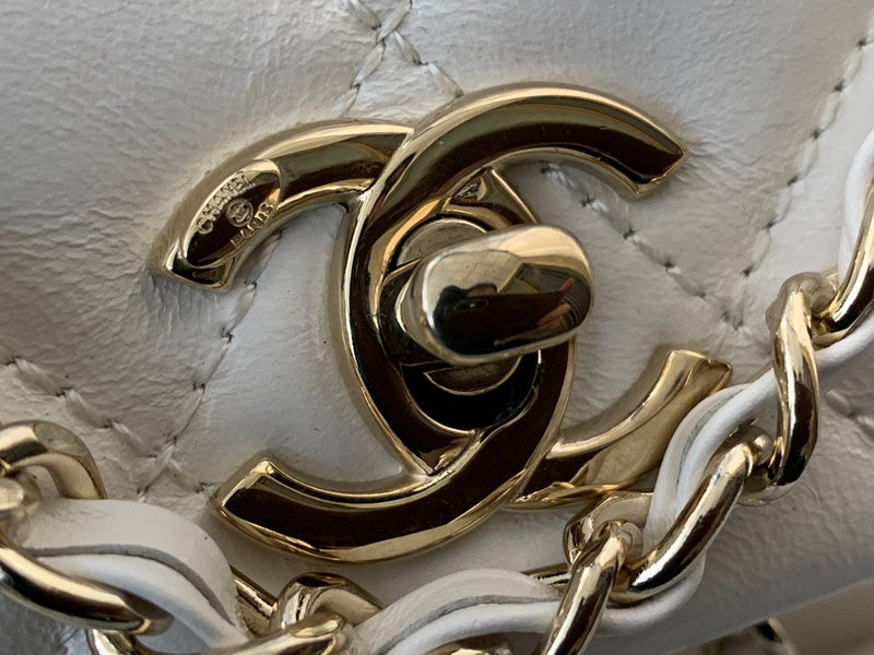 aura-bags - Chanel Bags - 7650