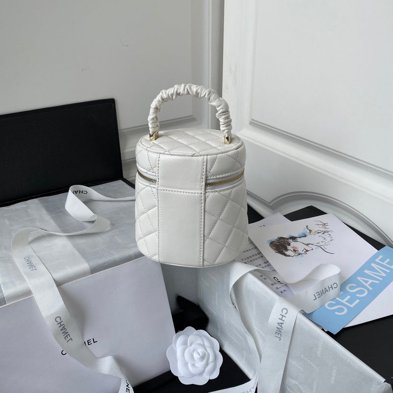aura-bags - Chanel Bags - 7636