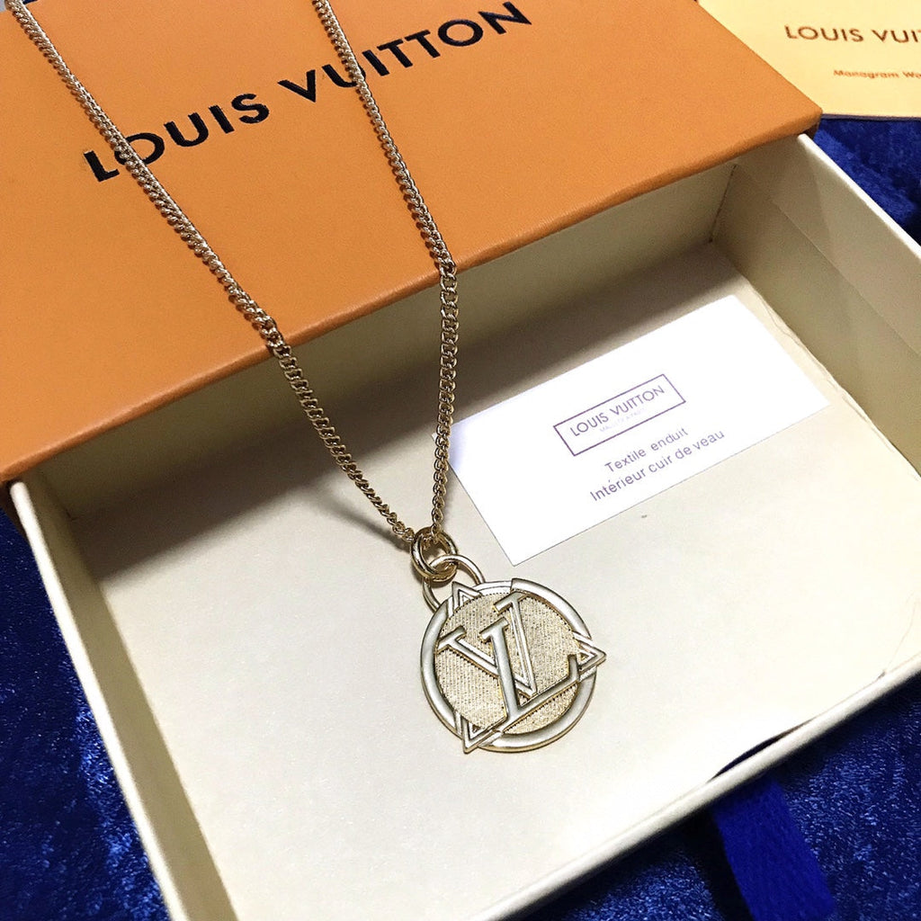 BG - Holiday Necklace louis vuitton026