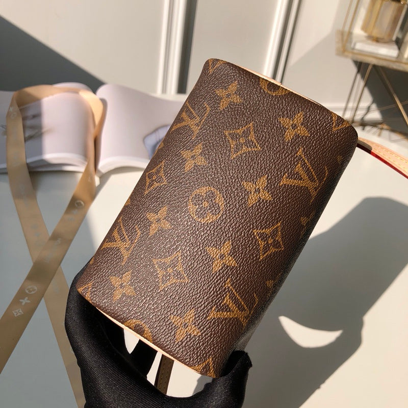 Louis Vuitton Luxury Bags 2628