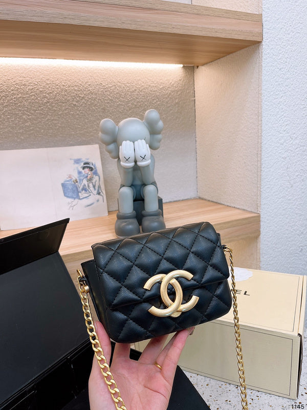 aura-bags - Chanel Bags - 7026