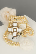 Collier croix Chanel