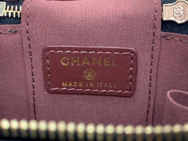 aura-bags - Chanel Bags - 7676