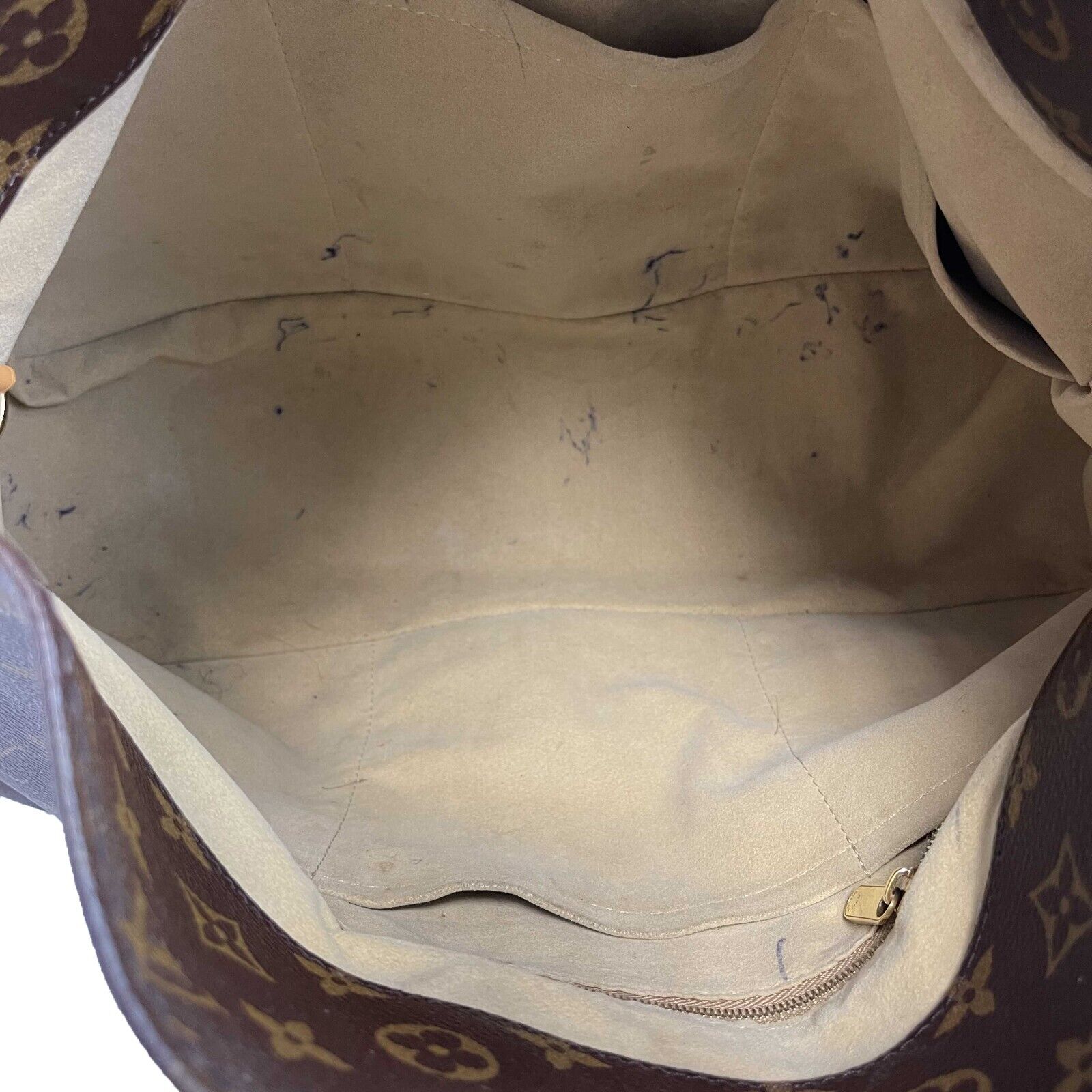 LOUIS VUITTON Artsy MM Handbag