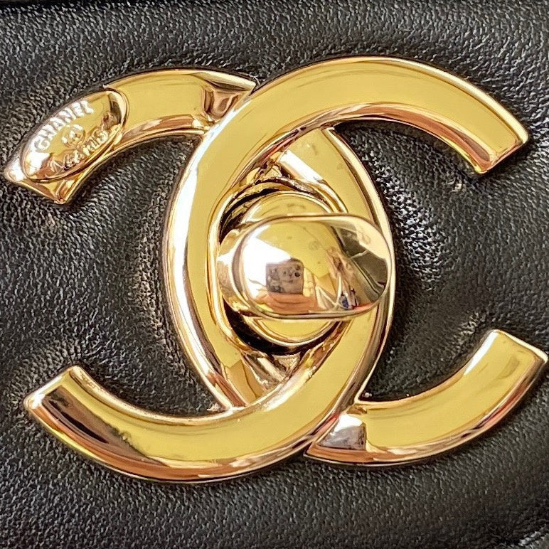aura-bags - Chanel Bags - 7669