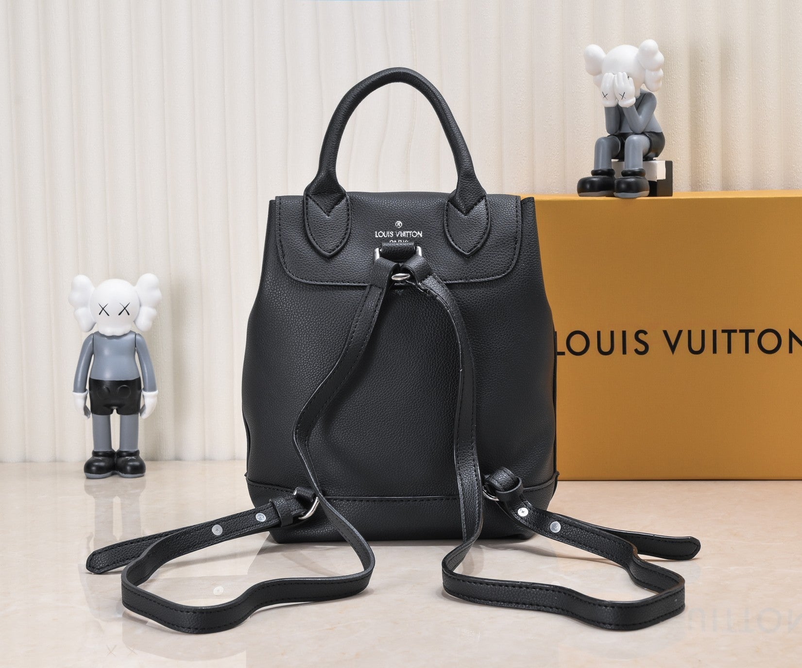 Luxury Bags Louis Vuitton  808