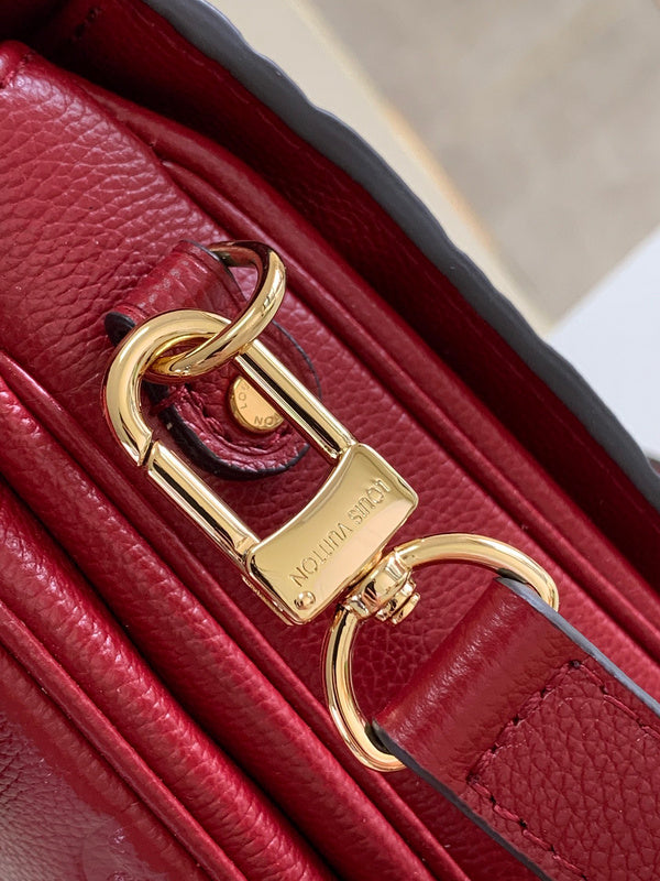 Louis Vuitton Luxury Bags 1811