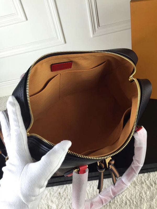 Louis Vuitton Luxury Bags 2076