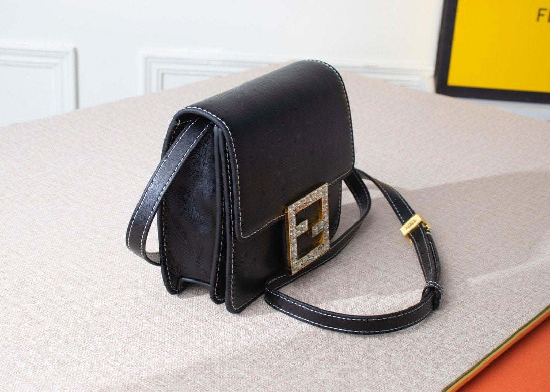 Designer Handbags Fendi 074