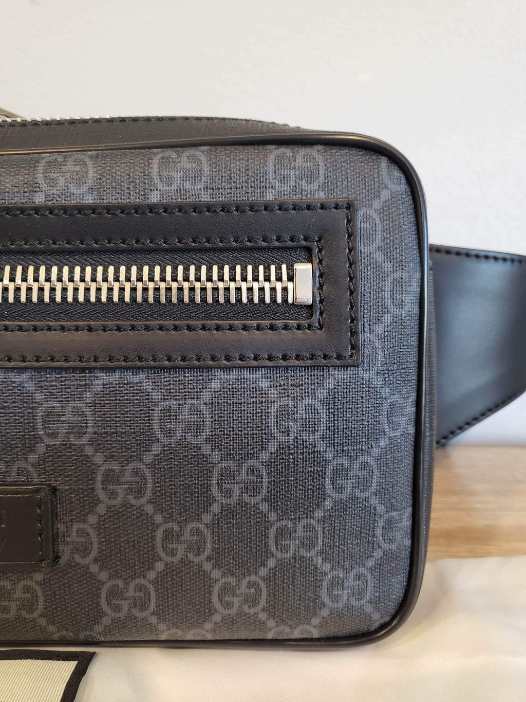 Authentic GG Black Belt Bag Gucci
