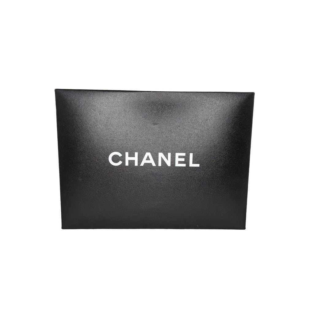 Chanel bag Vintage Classic Quilted Caviar Single White Jumbo Flap