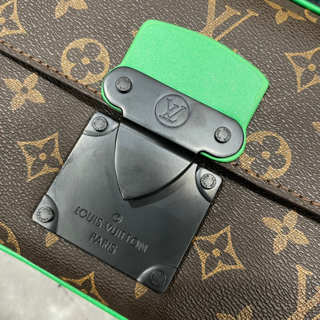 Luxury Bags Louis Vuitton  851