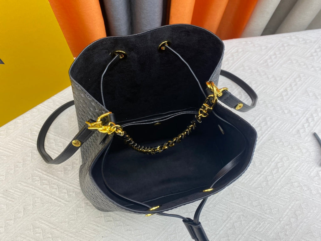 Luxury Bags Louis Vuitton  873