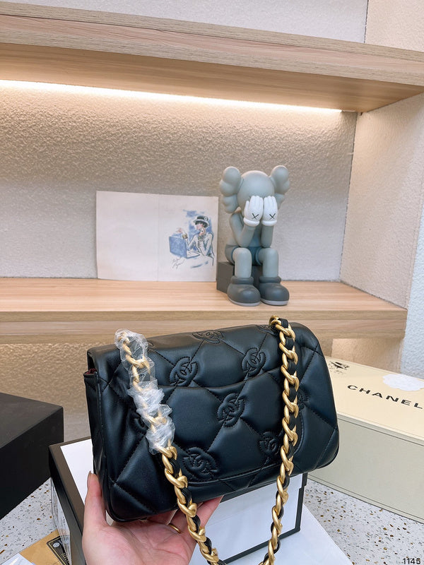 aura-bags - Chanel Bags - 7037