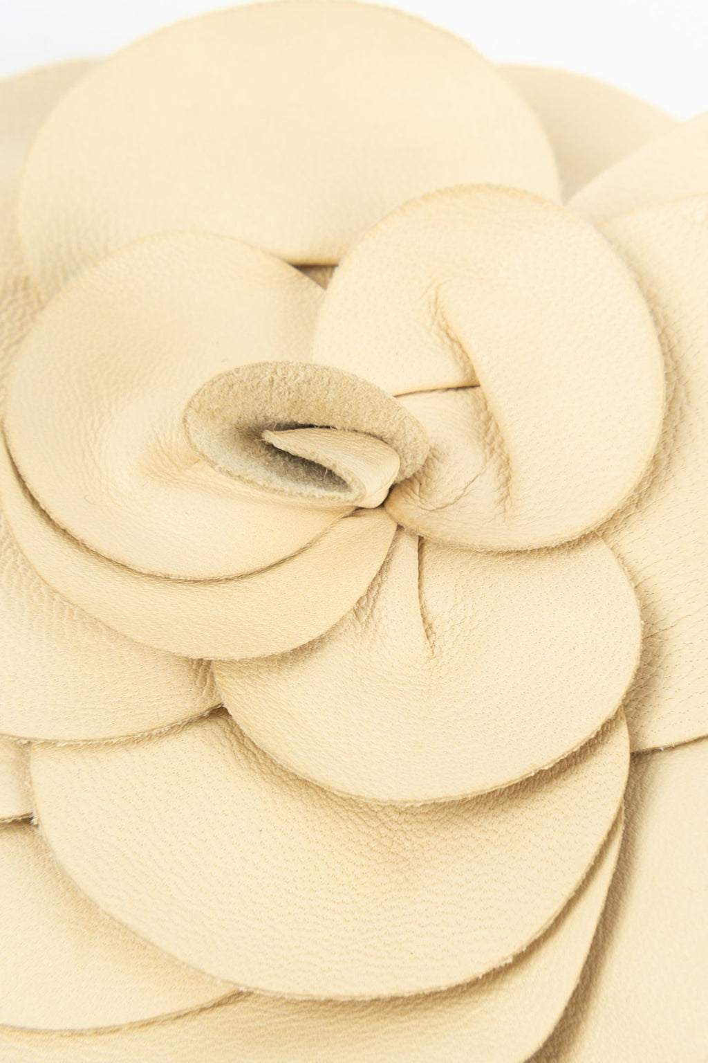 Broche camélia Chanel