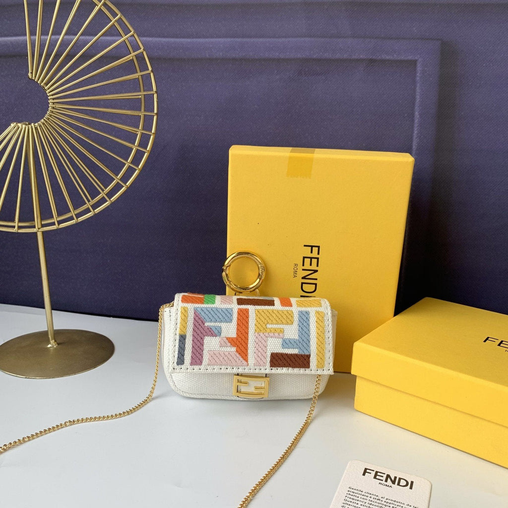 Designer Handbags Fendi 183