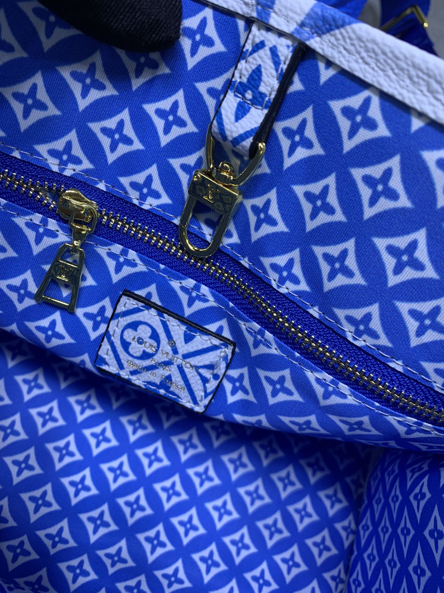 Luxury Bags Louis Vuitton  820