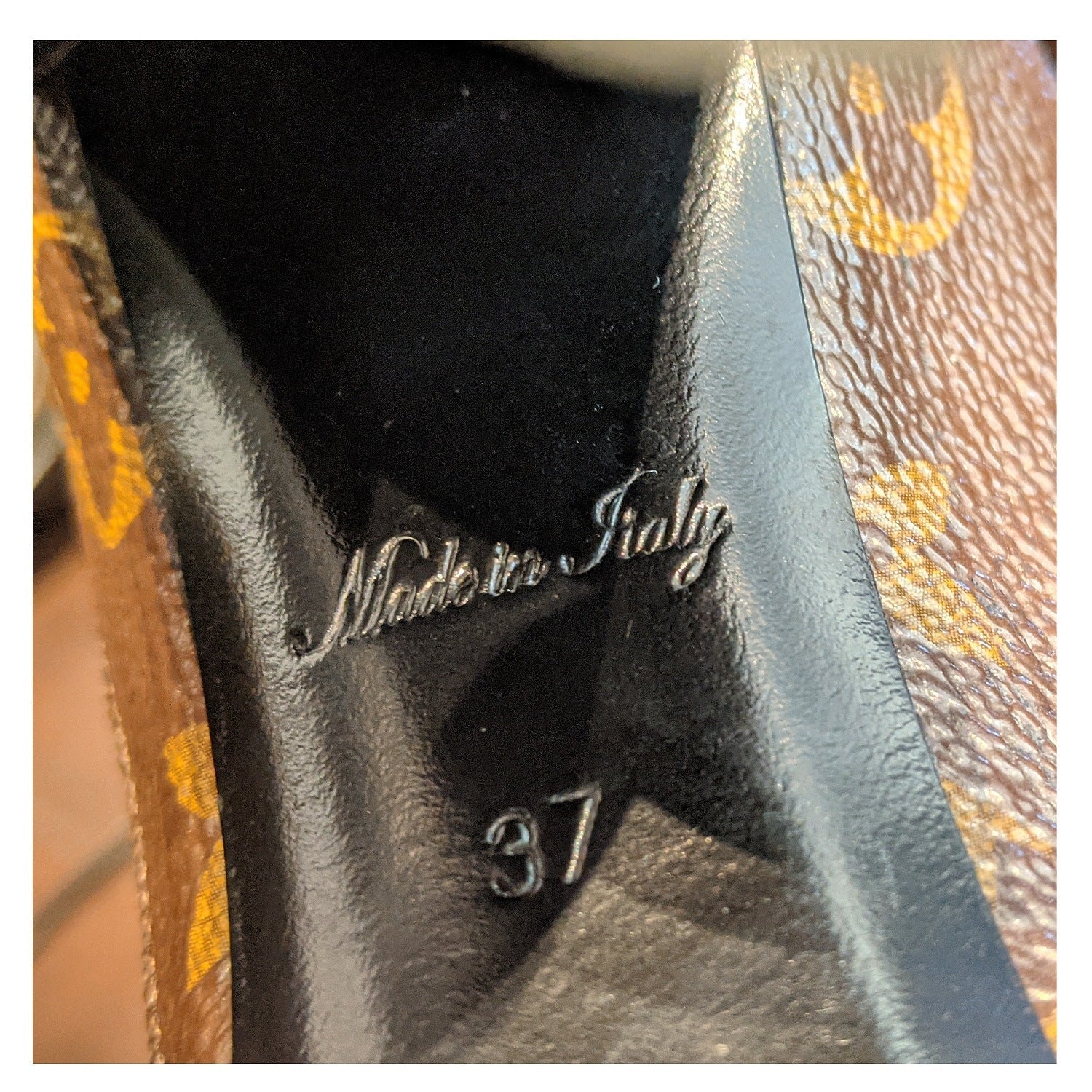 Louis Vuitton Matchmake Ankle Boots in Black 37