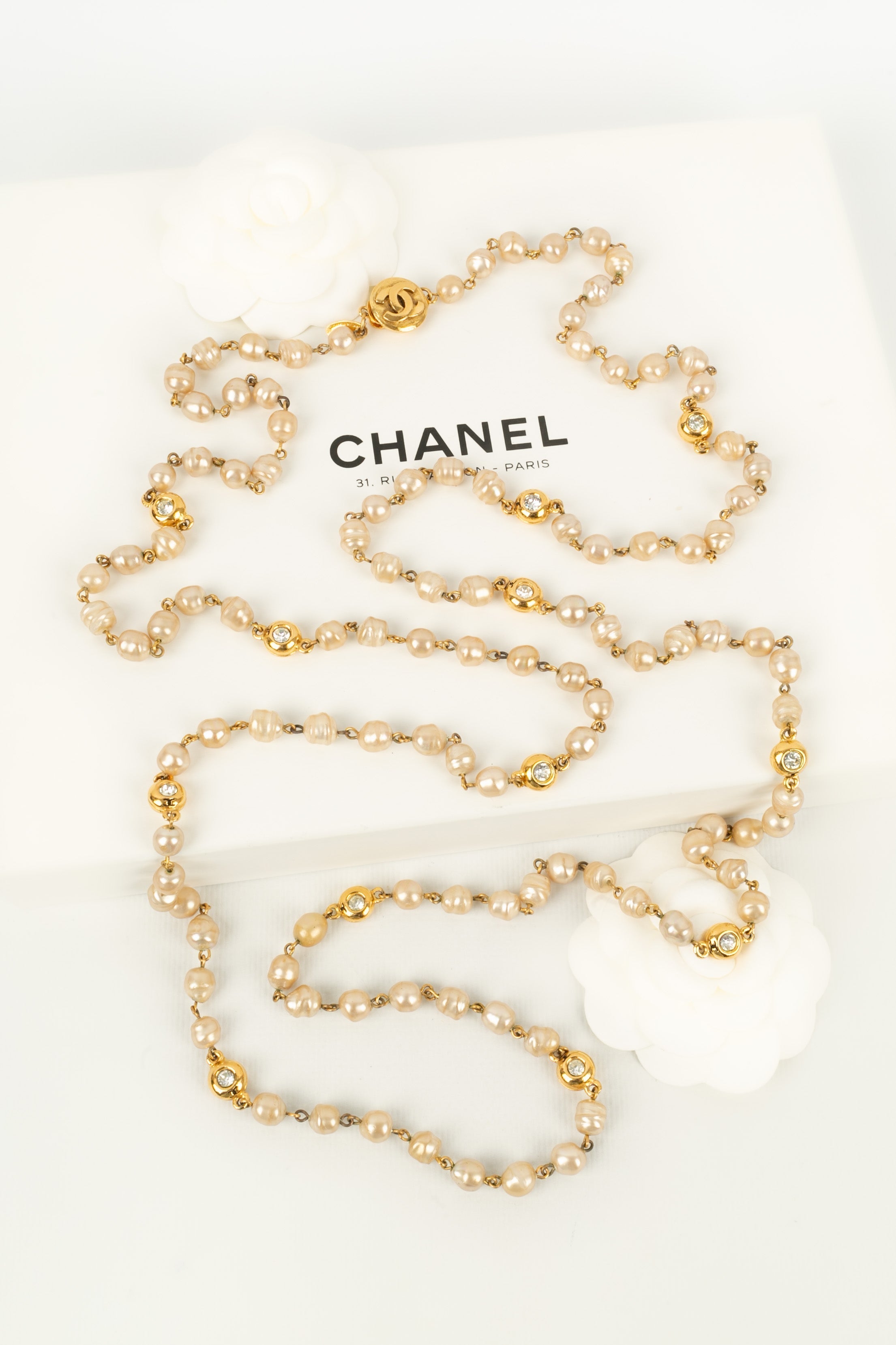 Collier de perles Chanel 1980s