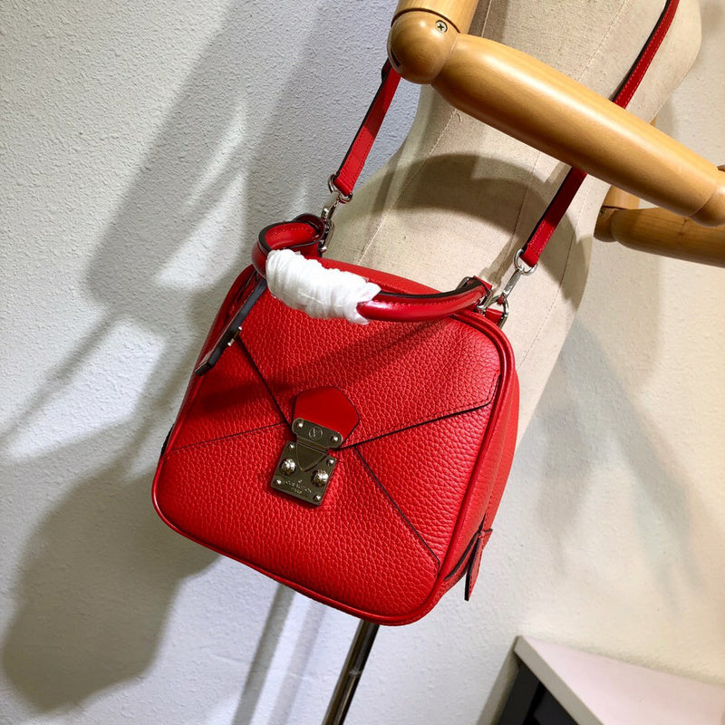 Louis Vuitton Luxury Bags 1904