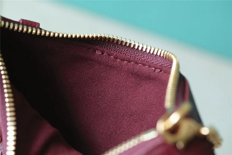 Luxury - Louis Vuitton Bags - 081