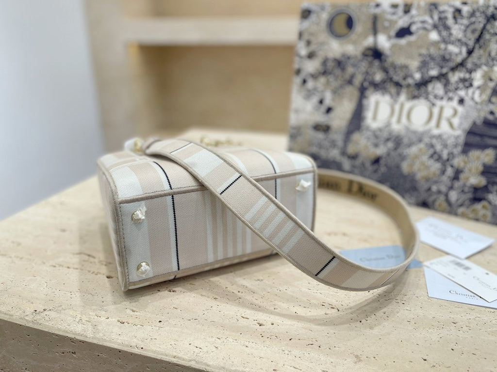 Designer Handbags dior 330
