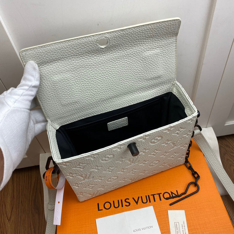 Louis Vuitton Luxury Bags 1892