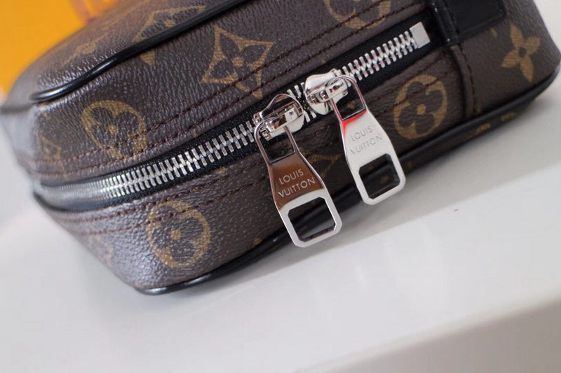 Louis Vuitton Luxury Bags 1799