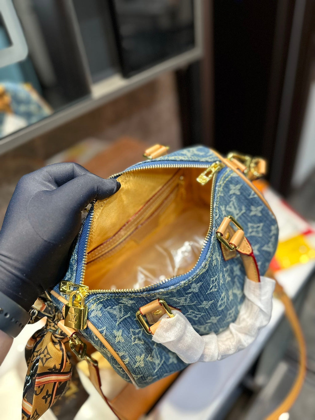 Luxury Bags Louis Vuitton  761