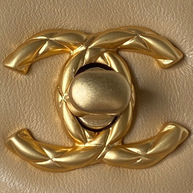 aura-bags - Chanel Bags - 7357