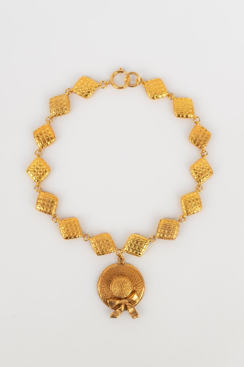 Collier matelass�� Chanel 1990s