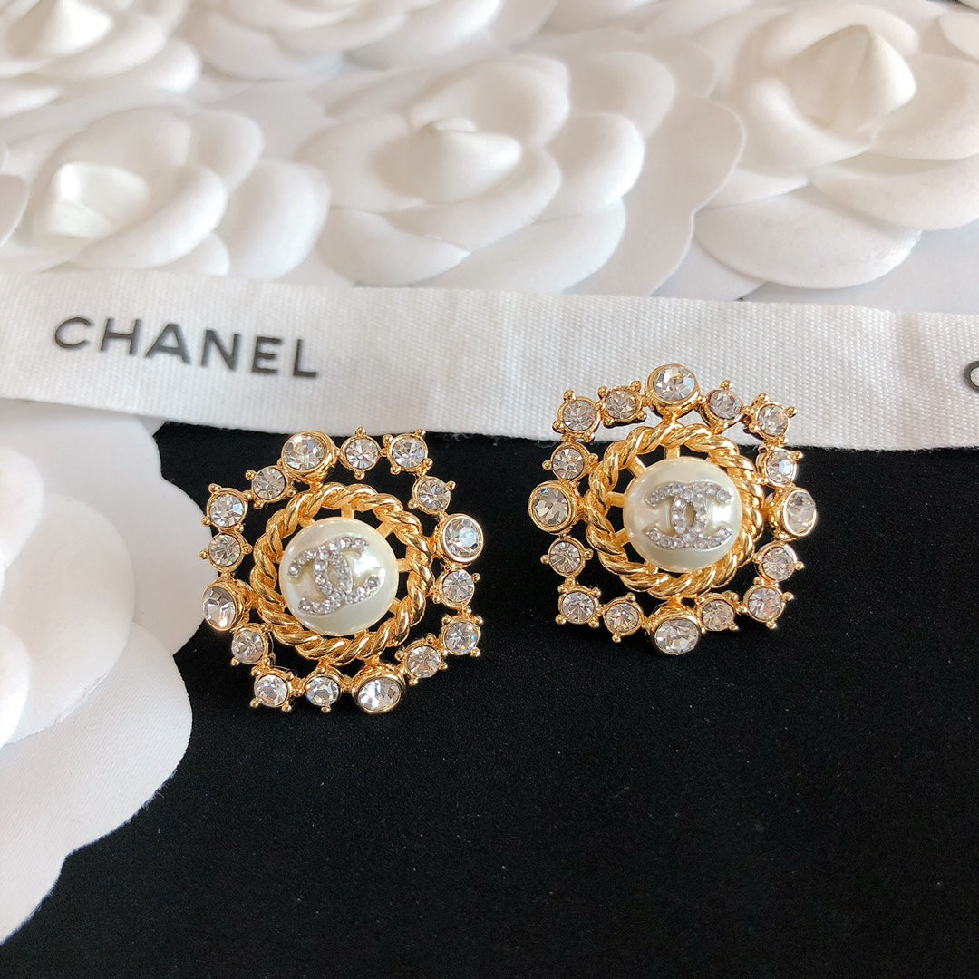 BG - Holiday Earring chanel 009